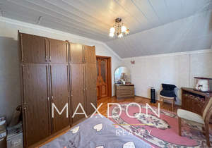 Дом 280м&sup2;, 2-этажный, участок 3 сот.  