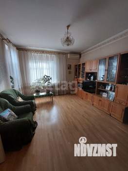 Дом 182м², 2-этажный, участок 4 сот.  