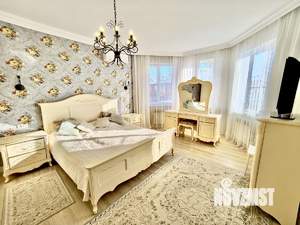 Дом 150м&sup2;, 2-этажный, участок 3 сот.  