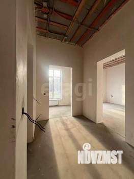 Дом 180м&sup2;, 1-этажный, участок 6 сот.  