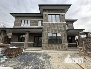 Дом 200м&sup2;, 2-этажный, участок 3 сот.  