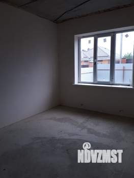 Дом 100м², 2-этажный, участок 2 сот.  