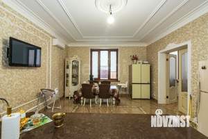 Дом 650м², 2-этажный, участок 7 сот.  