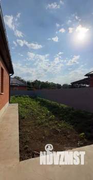 Дом 100м&sup2;, 1-этажный, участок 4 сот.  