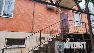 Дом 300м², 3-этажный, участок 3 сот.  