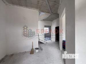 Дом 180м², 2-этажный, участок 6 сот.  