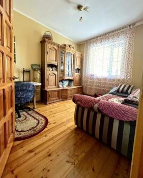 Дом 194м&sup2;, 3-этажный, участок 7 сот.  