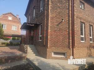 Дом 170м&sup2;, 2-этажный, участок 5 сот.  