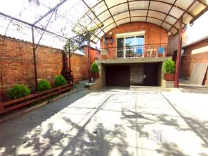 Дом 149м&sup2;, 2-этажный, участок 2 сот.  