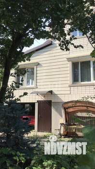 Дом 250м², 2-этажный, участок 4 сот.  