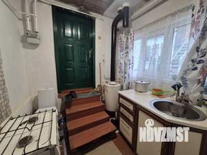 Дом 30м&sup2;, 3-этажный, участок 6 сот.  