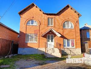 Дом 520м&sup2;, 2-этажный, участок 7 сот.  