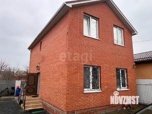 Дом 120м&sup2;, 2-этажный, участок 4 сот.  