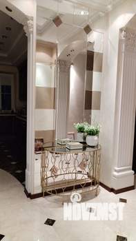 Дом 640м&sup2;, 3-этажный, участок 6 сот.  