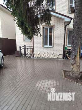 Дом 140м², 2-этажный, участок 3 сот.  