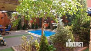 Дом 190м², 2-этажный, участок 3 сот.  