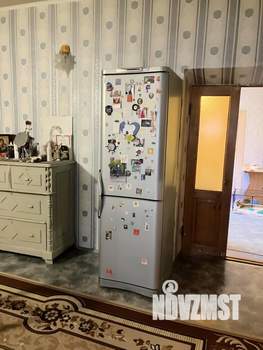 Дом 180м&sup2;, 2-этажный, участок 3 сот.  