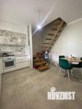 Дом 114м², 2-этажный, участок 3 сот.  