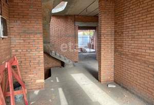 Дом 270м², 3-этажный, участок 4 сот.  