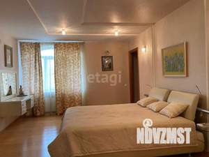 Дом 356м&sup2;, 3-этажный, участок 6 сот.  