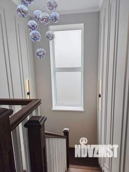 Дом 175м&sup2;, 2-этажный, участок 3 сот.  