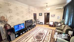 Дом 180м², 2-этажный, участок 9 сот.  