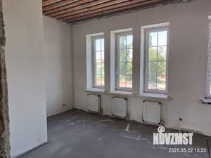 Дом 186м&sup2;, 2-этажный, участок 3 сот.  