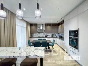 Дом 200м², 2-этажный, участок 5 сот.  