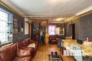 Дом 69м&sup2;, 2-этажный, участок 4 сот.  