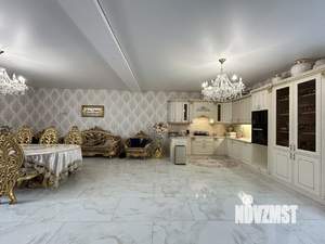 Дом 202м&sup2;, 2-этажный, участок 5 сот.  