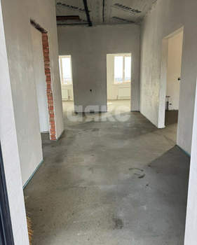 Дом 1406м&sup2;, 1-этажный, участок 6 сот.  