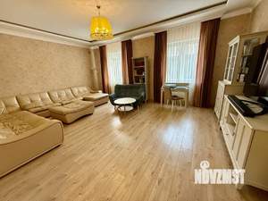 Дом 141м&sup2;, 2-этажный, участок 3 сот.  