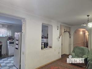 Дом 565м², 3-этажный, участок 242 сот.  