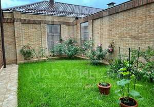 Дом 222м&sup2;, 2-этажный, участок 3 сот.  