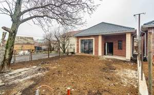 Дом 83м&sup2;, 1-этажный, участок 3 сот.  