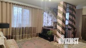 Дом 300м², 3-этажный, участок 3 сот.  