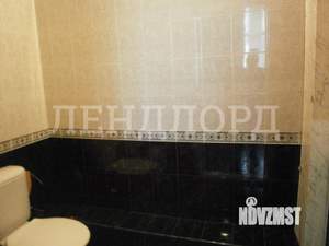 Дом 525м&sup2;, 2-этажный, участок 5 сот.  