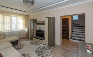 Дом 120м², 2-этажный, участок 3 сот.  