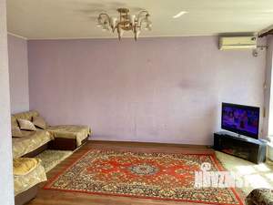 Дом 212м², 3-этажный, участок 2 сот.  