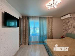 Дом 109м&sup2;, 2-этажный, участок 3 сот.  