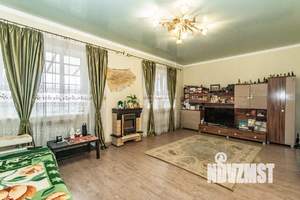 Дом 159м&sup2;, 2-этажный, участок 3 сот.  