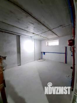 Дом 262м², 2-этажный, участок 3 сот.  