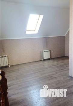 Дом 282м², 2-этажный, участок 5 сот.  