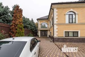 Дом 460м², 2-этажный, участок 6 сот.  