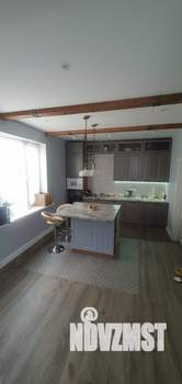 Дом 220м², 2-этажный, участок 6 сот.  