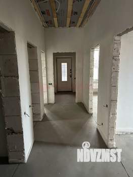 Дом 105м&sup2;, 1-этажный, участок 3 сот.  