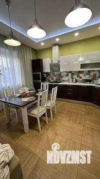 Дом 170м², 2-этажный, участок 3 сот.  