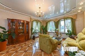 Дом 645м&sup2;, 3-этажный, участок 6 сот.  