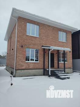 Дом 200м&sup2;, 2-этажный, участок 4 сот.  