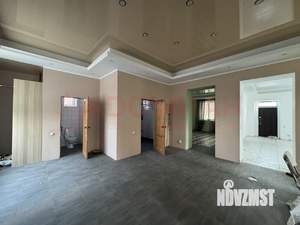 Дом 400м&sup2;, 2-этажный, участок 7 сот.  